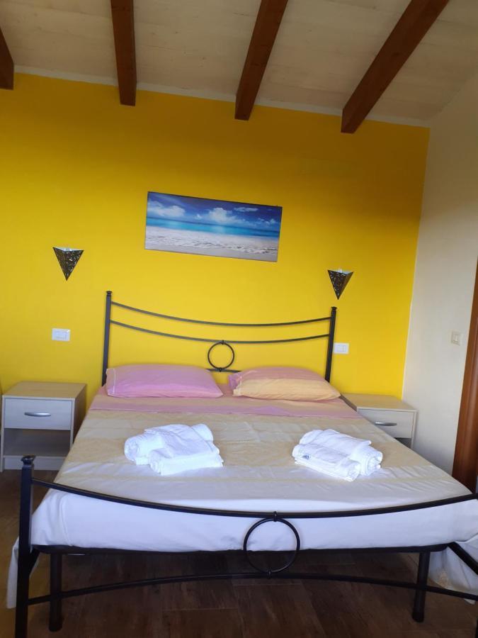 Gli Olivastri Con Piscina,Solarium, Vista Mare ,Sole -Mare E Tanta Natura ,Climatizzatore,Wifi Aglientu Exterior photo